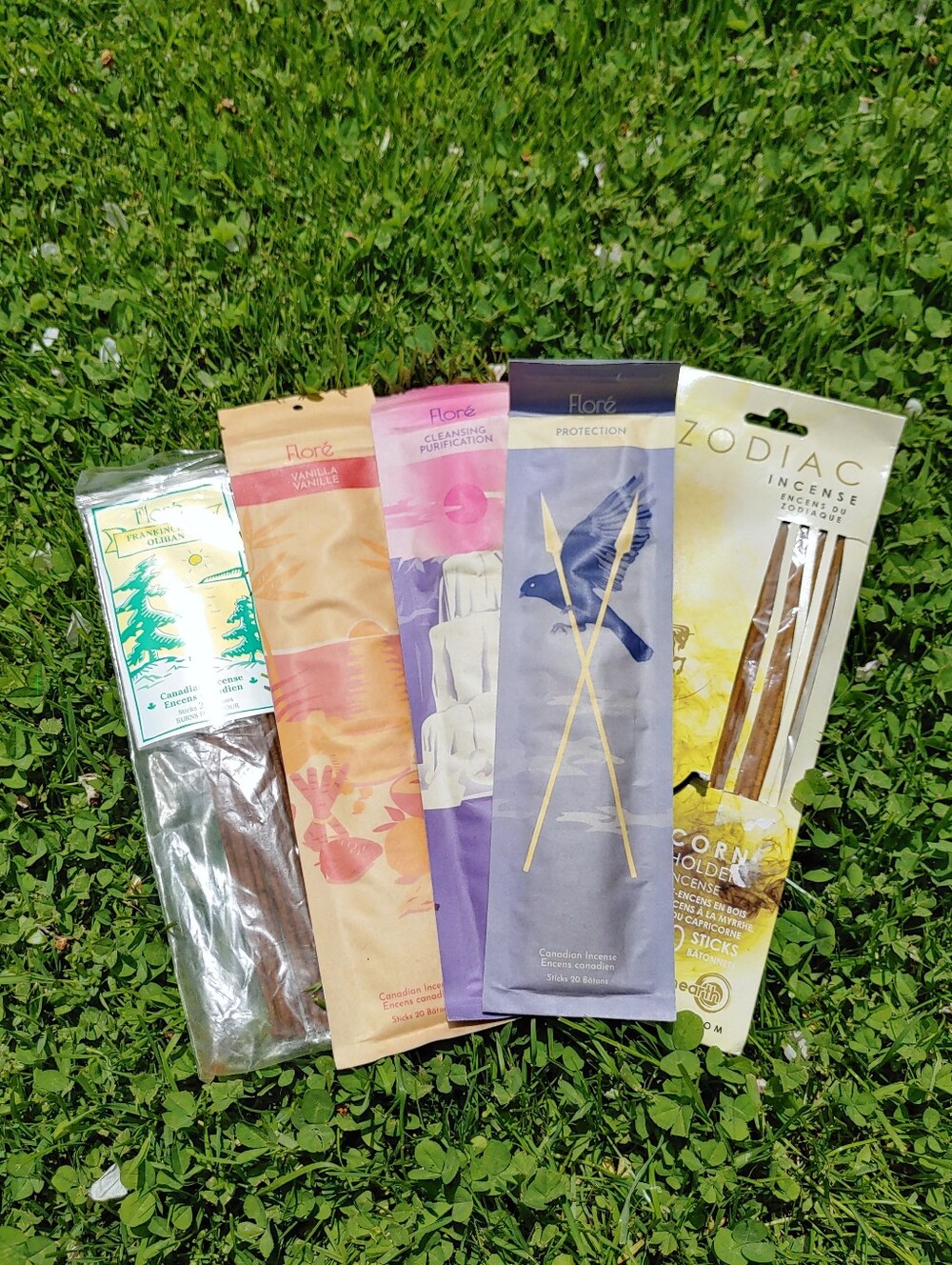 Floré Canadian Incense Bundle Vanilla Cleansing Protection Frankinsense & Myrrh